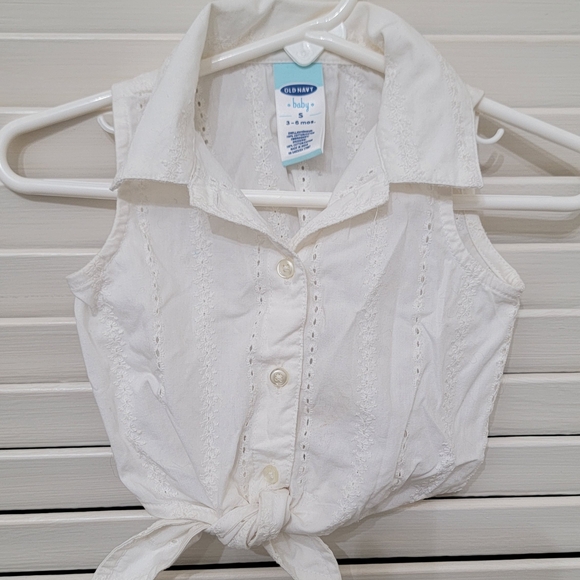 Old Navy Other - Old Navy Baby White Eyelet Tie-Front Sleeveless Shirt